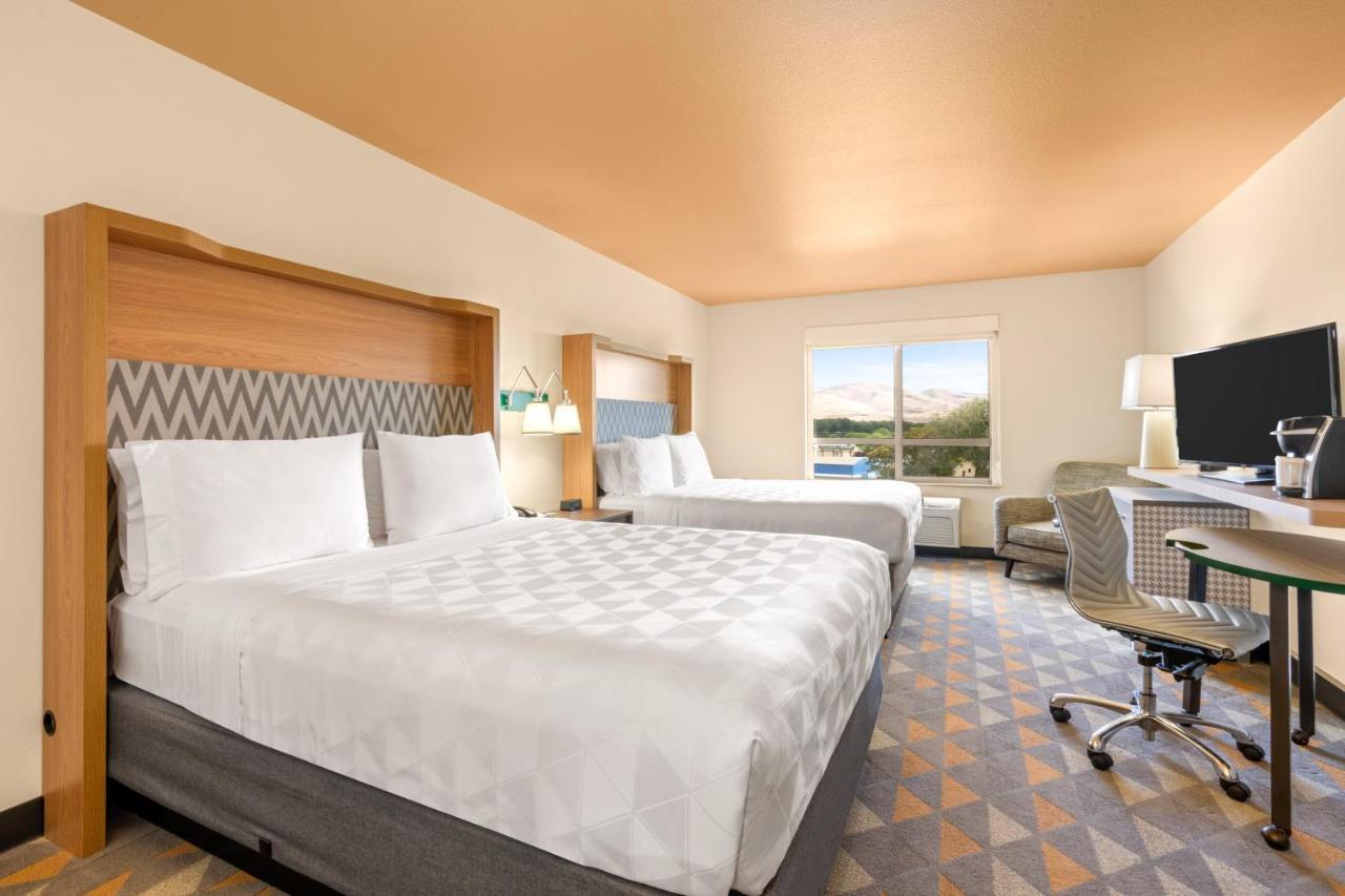 Holiday Inn Yakima By Ihg Екстер'єр фото