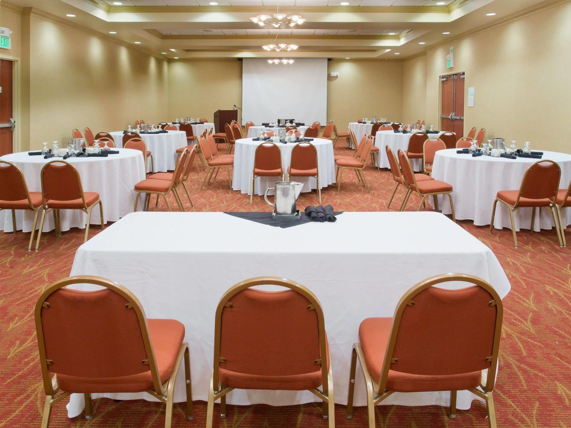 Holiday Inn Yakima By Ihg Екстер'єр фото